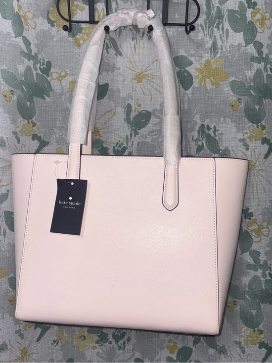 kate spade Handbags - kate spade Staci pink Blush medium Leather Tote